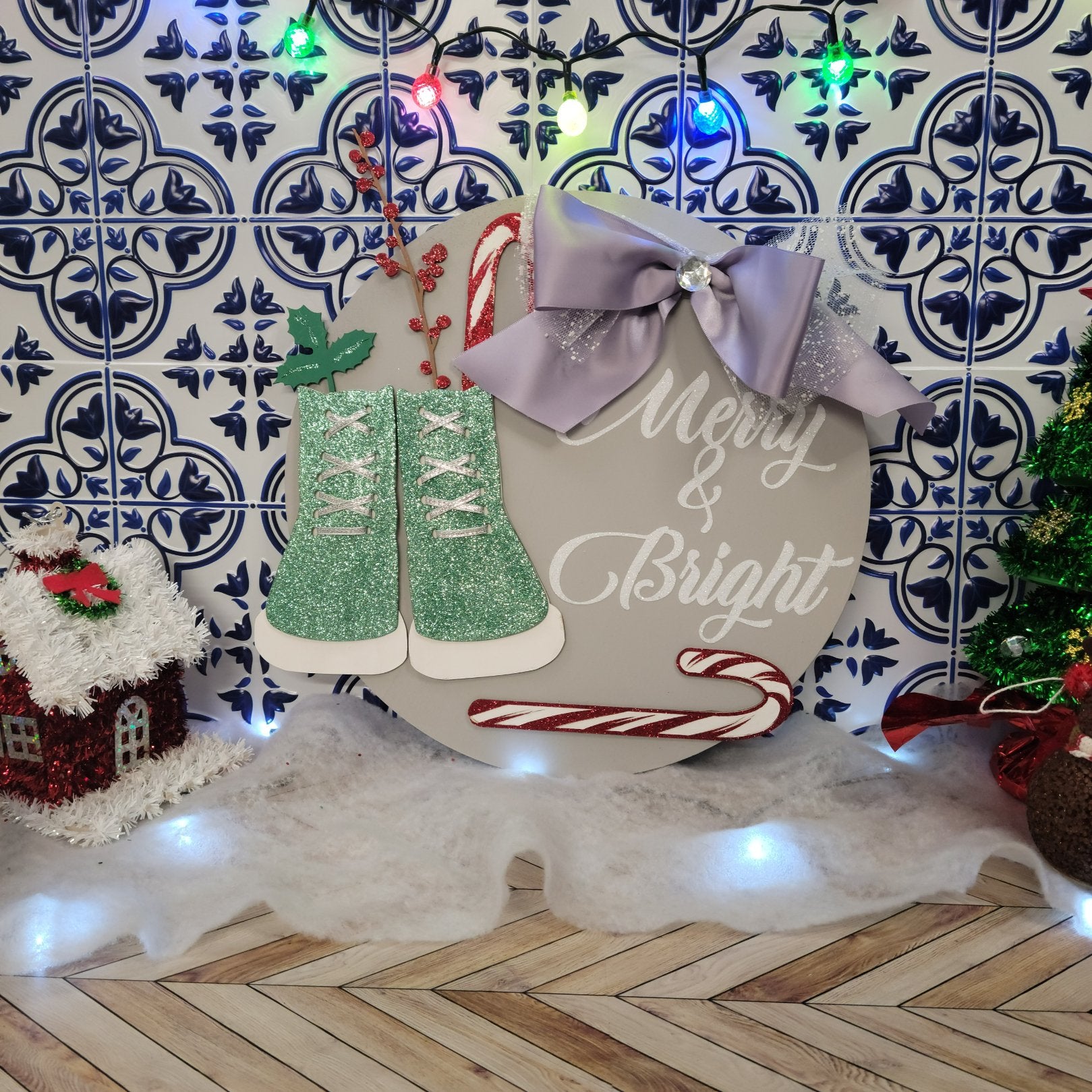 Merry and Bright Wreath - Oddsizes