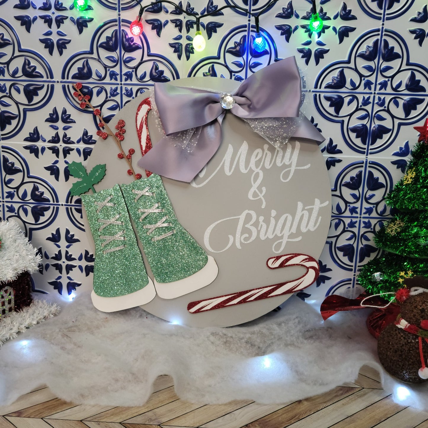 Merry and Bright Wreath - Oddsizes